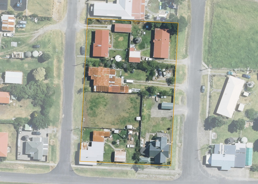 Land lot for LU - Te Araroa Part Section 57