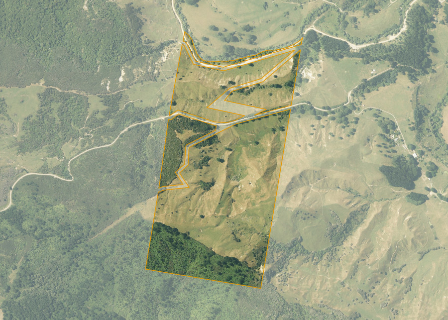 Land lot for Tarapatiki